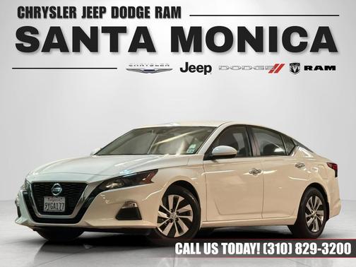 Glacier White 2022 Nissan Altima S FWD
