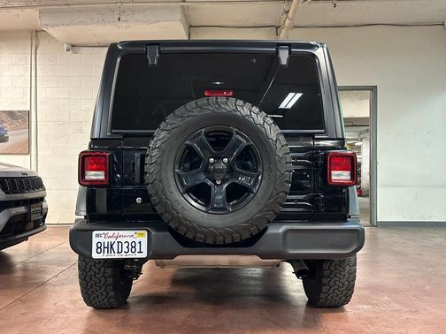 2018 Jeep Wrangler Unlimited Sport