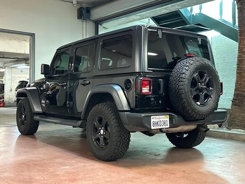 2018 Jeep Wrangler Unlimited Sport