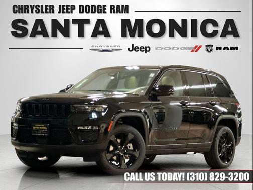 Diamond Black Crystal Pearlcoat 2025 Jeep Grand Cherokee Limited SUV