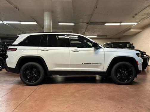 2025 Jeep Grand Cherokee Limited X
