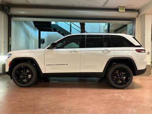 2025 Jeep Grand Cherokee Limited X