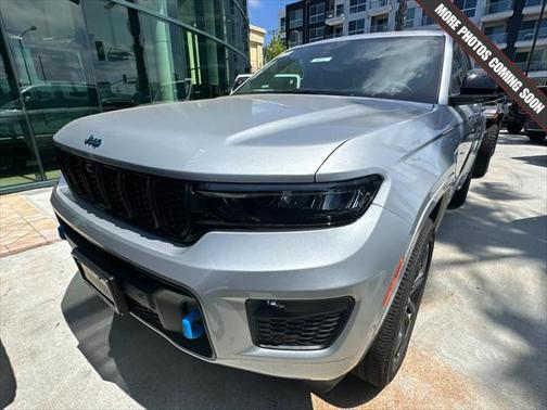 2025 Jeep Grand Cherokee 4xe Anniversary Edition