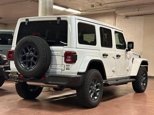 Bright White Clearcoat 2026 Jeep Wrangler 4-Door 85th Anniversary Edition