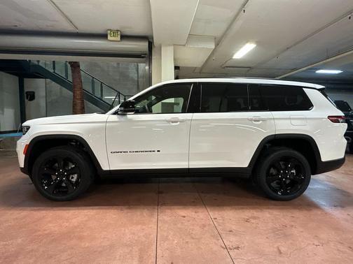 2025 Jeep Grand Cherokee L Altitude