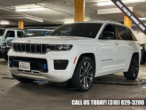 Bright White Clearcoat 2023 Jeep Grand Cherokee 4xe Overland