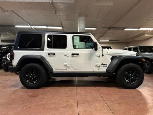 2020 Jeep Wrangler Unlimited Willys 4X4