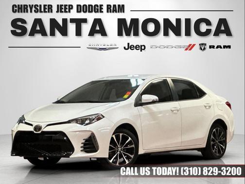 Super White 2019 Toyota Corolla SE