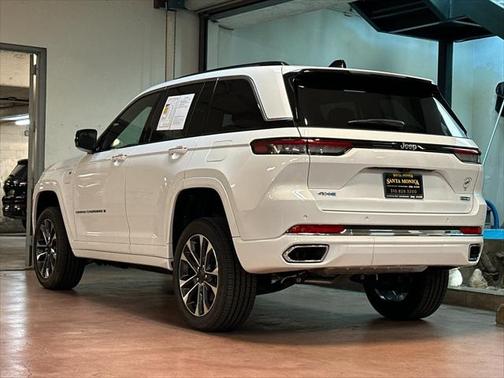 2023 Jeep Grand Cherokee 4xe Overland