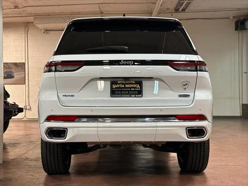 2023 Jeep Grand Cherokee 4xe Overland