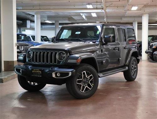 2025 Jeep Wrangler 4-Door Sahara 4x4