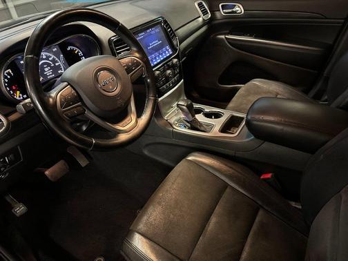 Diamond Black 2020 Jeep Grand Cherokee Altitude