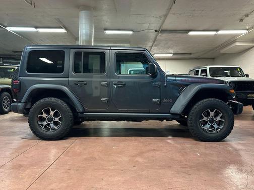 Crystal Metallic 2018 Jeep Wrangler Unlimited Rubicon