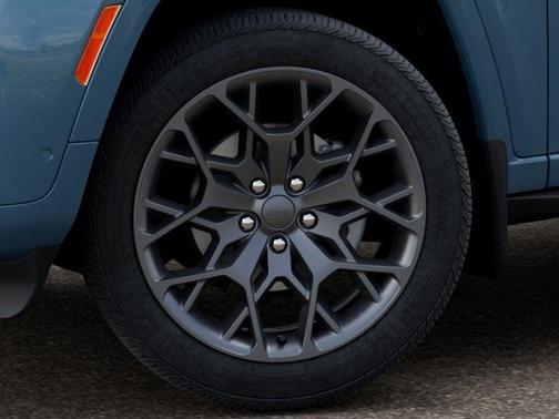 Steel 2026 Jeep Grand Cherokee Summit