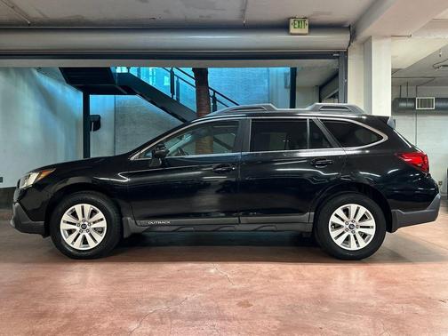 2018 Subaru Outback 2.5i Premium