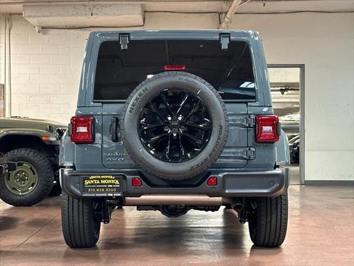 2025 Jeep Wrangler 4xe Sahara