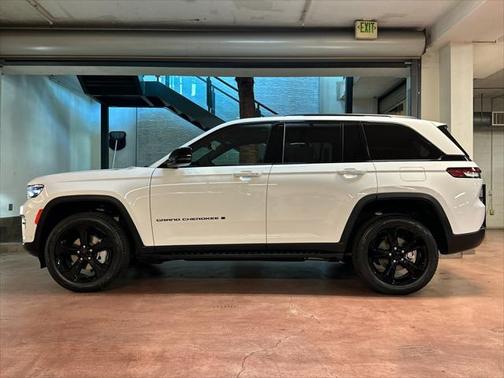 2025 Jeep Grand Cherokee Limited X