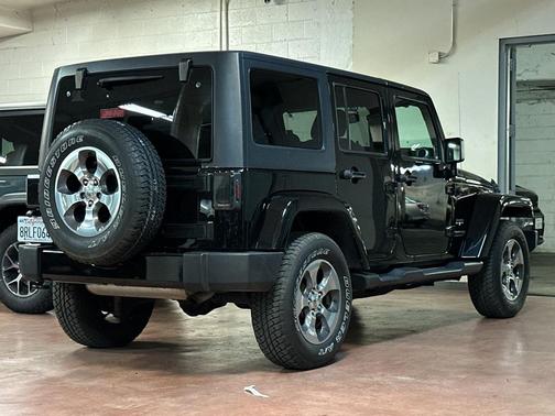 2018 Jeep Wrangler JK Unlimited Sahara