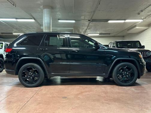 2021 Jeep Grand Cherokee Freedom 4x2