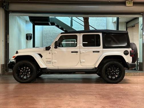 2022 Jeep Wrangler Unlimited 4xe Sahara