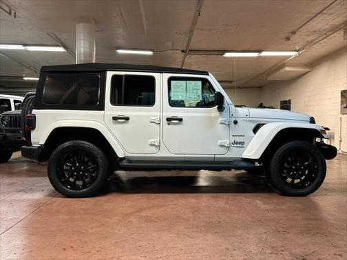2022 Jeep Wrangler Unlimited 4xe Sahara