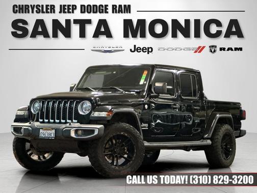 Black Clearcoat 2021 Jeep Gladiator Overland