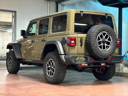 2025 Jeep Wrangler Rubicon