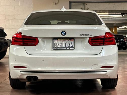 2018 BMW 330e iPerformance