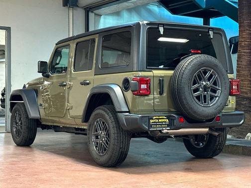 2025 Jeep Wrangler Sport S