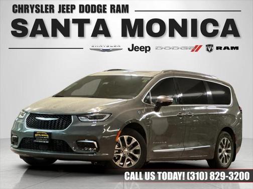 2025 Chrysler Pacifica L