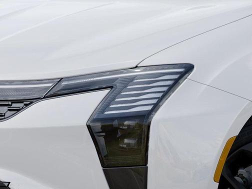 White 2027 Chrysler Pacifica Limited
