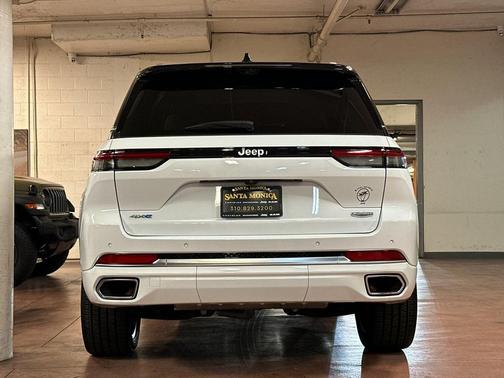 2022 Jeep Grand Cherokee 4xe Summit Reserve