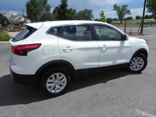 2017 Nissan Rogue Sport S