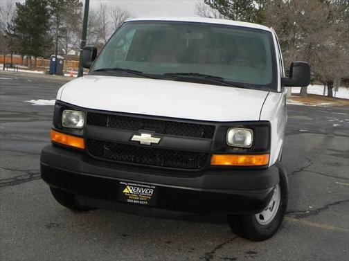 2014 Chevrolet Express 2500 LS