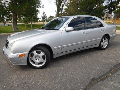 Photo 3 of 24 of 2002 Mercedes-Benz E-Class E430 4MATIC