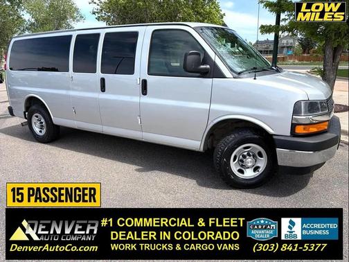 Silver Ice Metallic 2018 Chevrolet Express 3500 LT