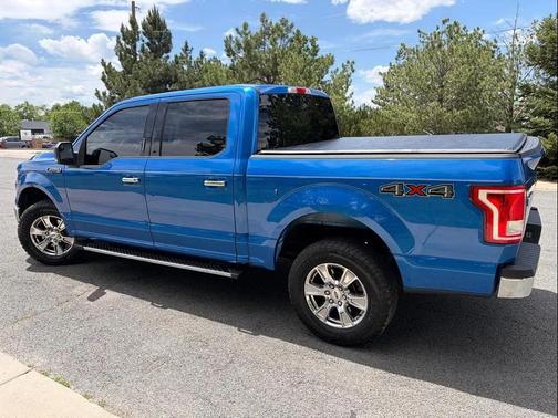Blue 2015 Ford F-150 XLT