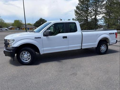 Oxford White 2017 Ford F-150 XL