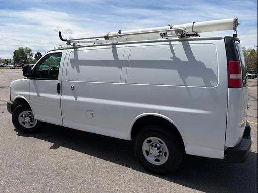 Summit White 2015 Chevrolet Express 2500 Work Van