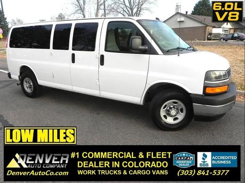 2017 Chevrolet Express 3500 LT