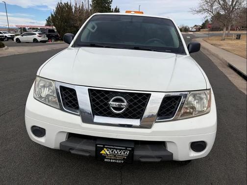 Glacier White 2018 Nissan Frontier SV