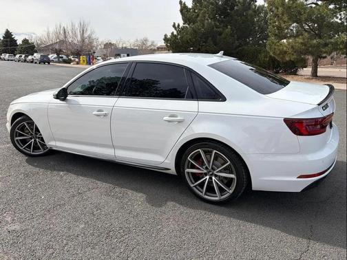2018 Audi A4 2.0T Premium Plus