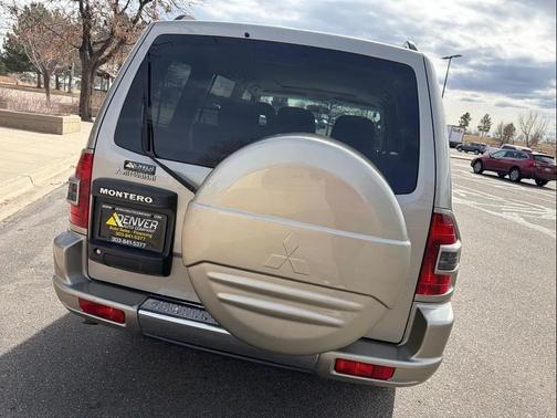 2002 Mitsubishi Montero Limited