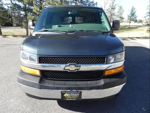 2017 Chevrolet Express 3500 LT