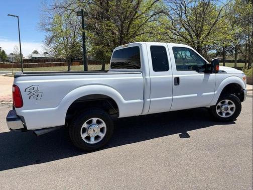 Oxford White 2014 Ford F-250 XLT