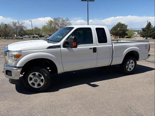 Oxford White 2014 Ford F-250 XLT