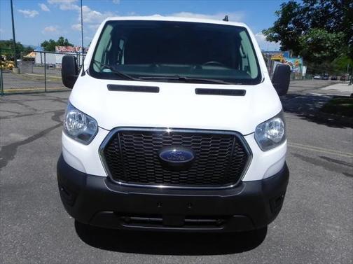 2022 Ford Transit-250 Base