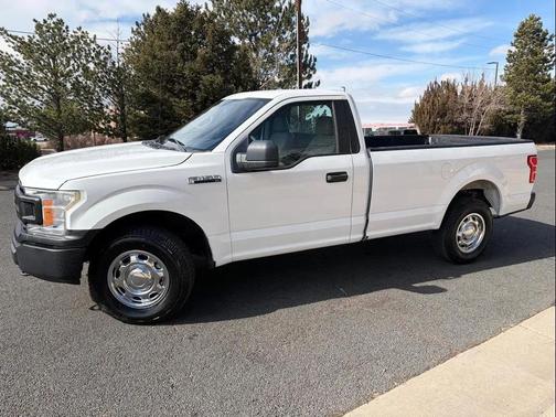 Oxford White 2018 Ford F-150 XL