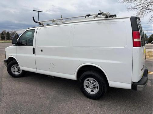 2014 Chevrolet Express 2500 Work Van