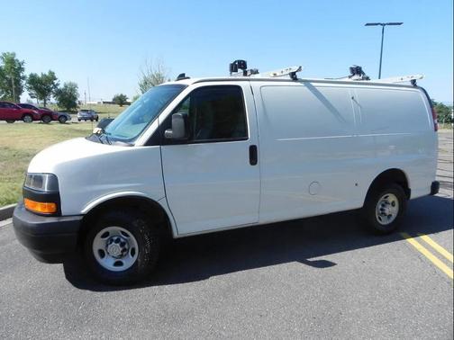 2021 Chevrolet Express 2500 RWD 2500 Regular Wheelbase WT